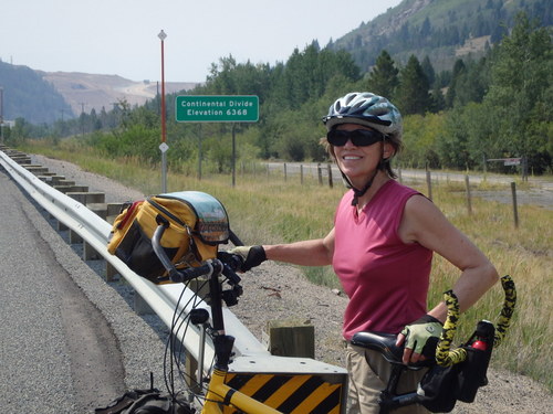 GDMBR: Terry Struck and the Bee at Continental Divide Crossing #4!